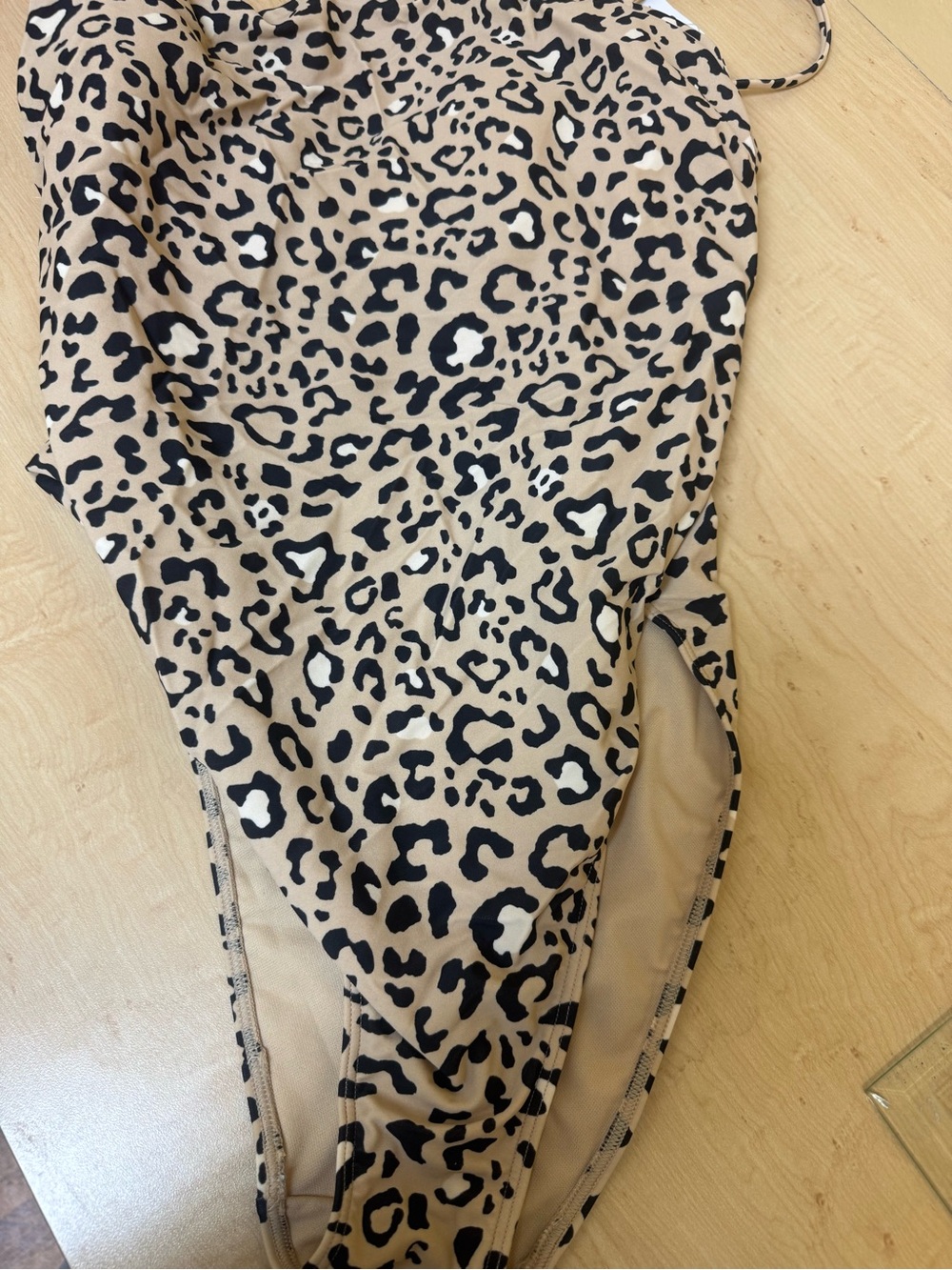 Hollister Women’s Leopard Print High-Cut Jumpsuit. Sz XL NWT